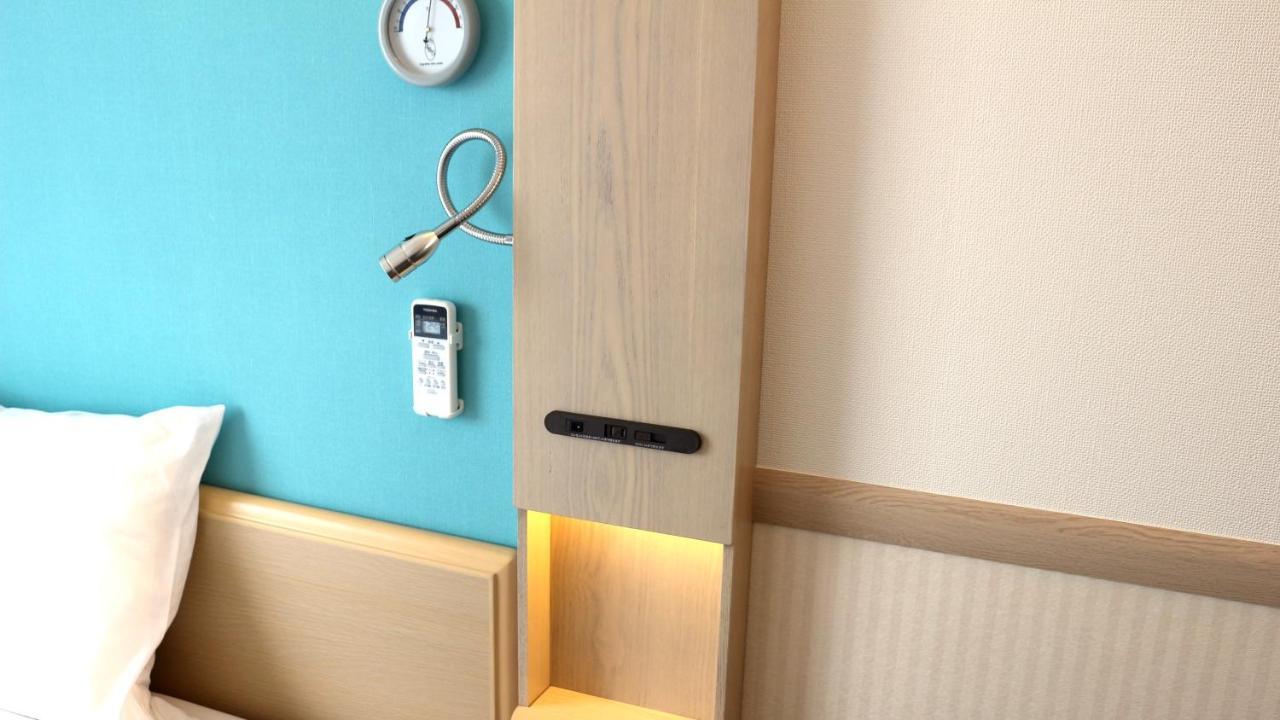 Toyoko Inn Tokyo Keio-Sen Higashi-Fuchu-Eki Kita-Guchi Екстериор снимка
